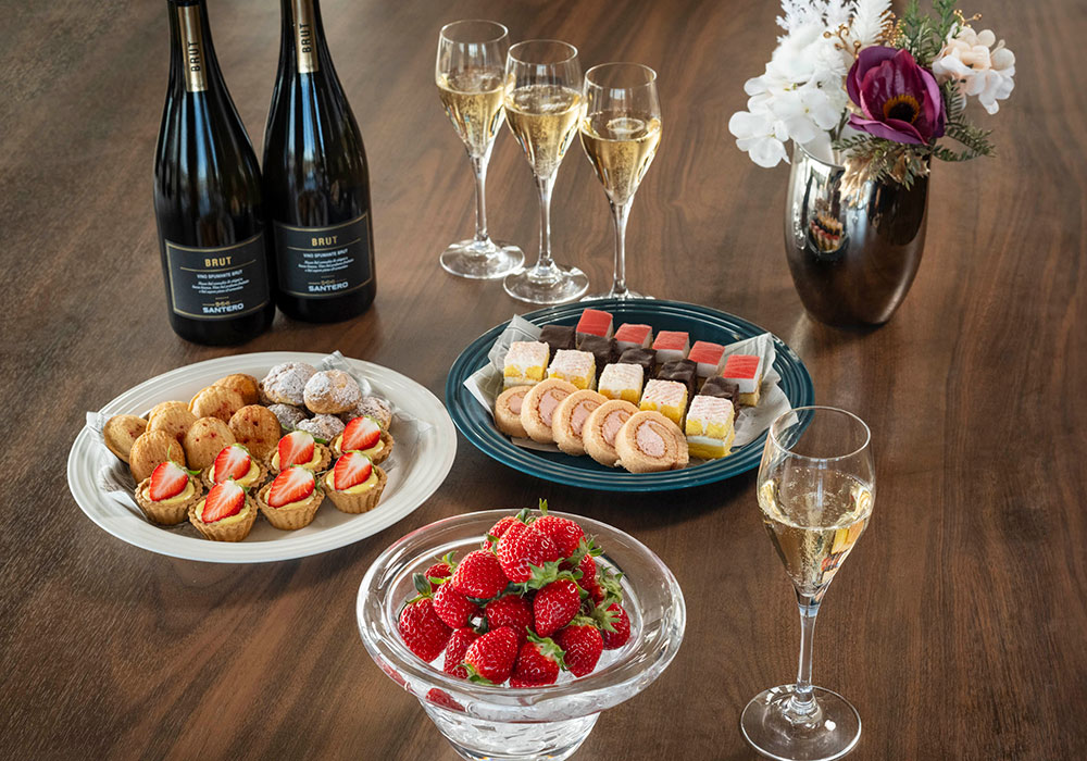 GLAMPROOK Strawberry Escapeイメージ写真