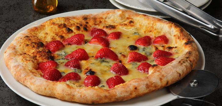 GLAMPROOK Strawberry Escape