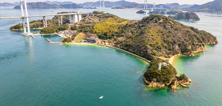 プレジャーボートで瀬戸内海を渡る、特別な島旅プラン